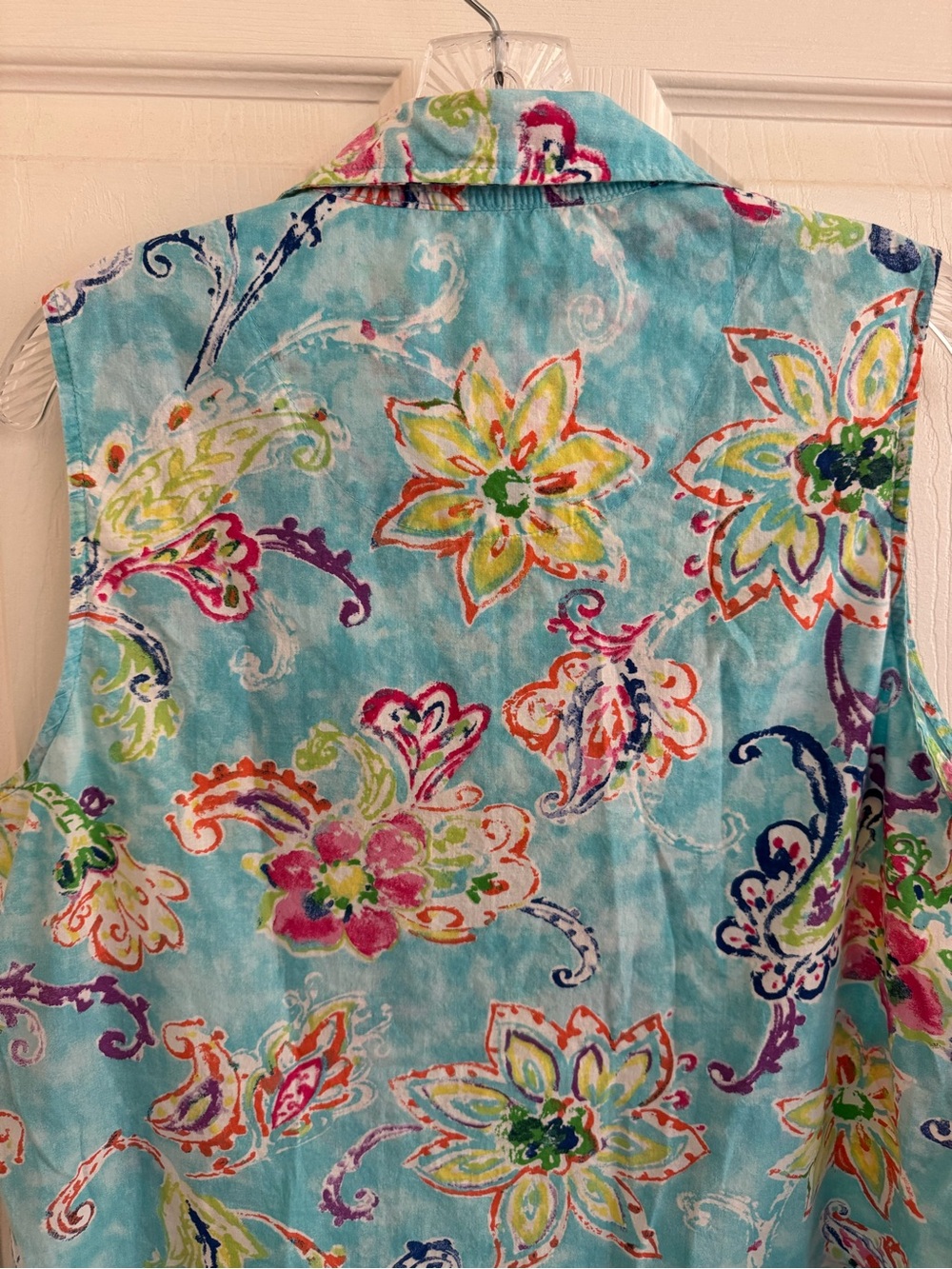 Lauren Ralph Lauren Sleeveless Paisley
Floral Button Down Shirt (Size L) - Picture 8 of 15